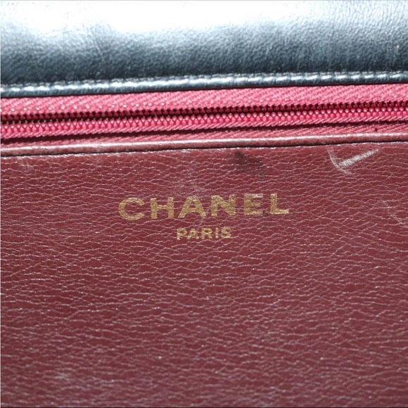 Chanel Shoulder Bag - Picture 12 of 16